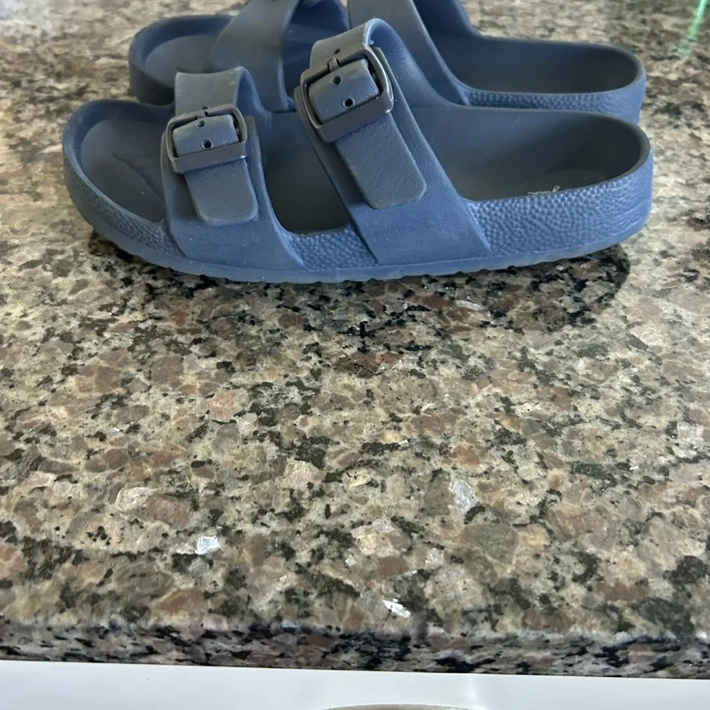 Cat & Jack Kids' Dark Blue Buckle Sandals - Picture 2 of 5